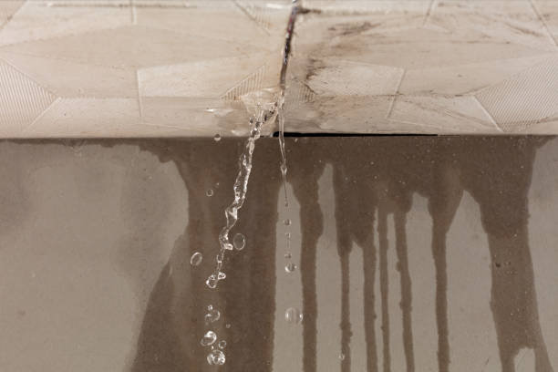 Professional Flood Damage Cleanup technician working in Kanawha Falls, WV